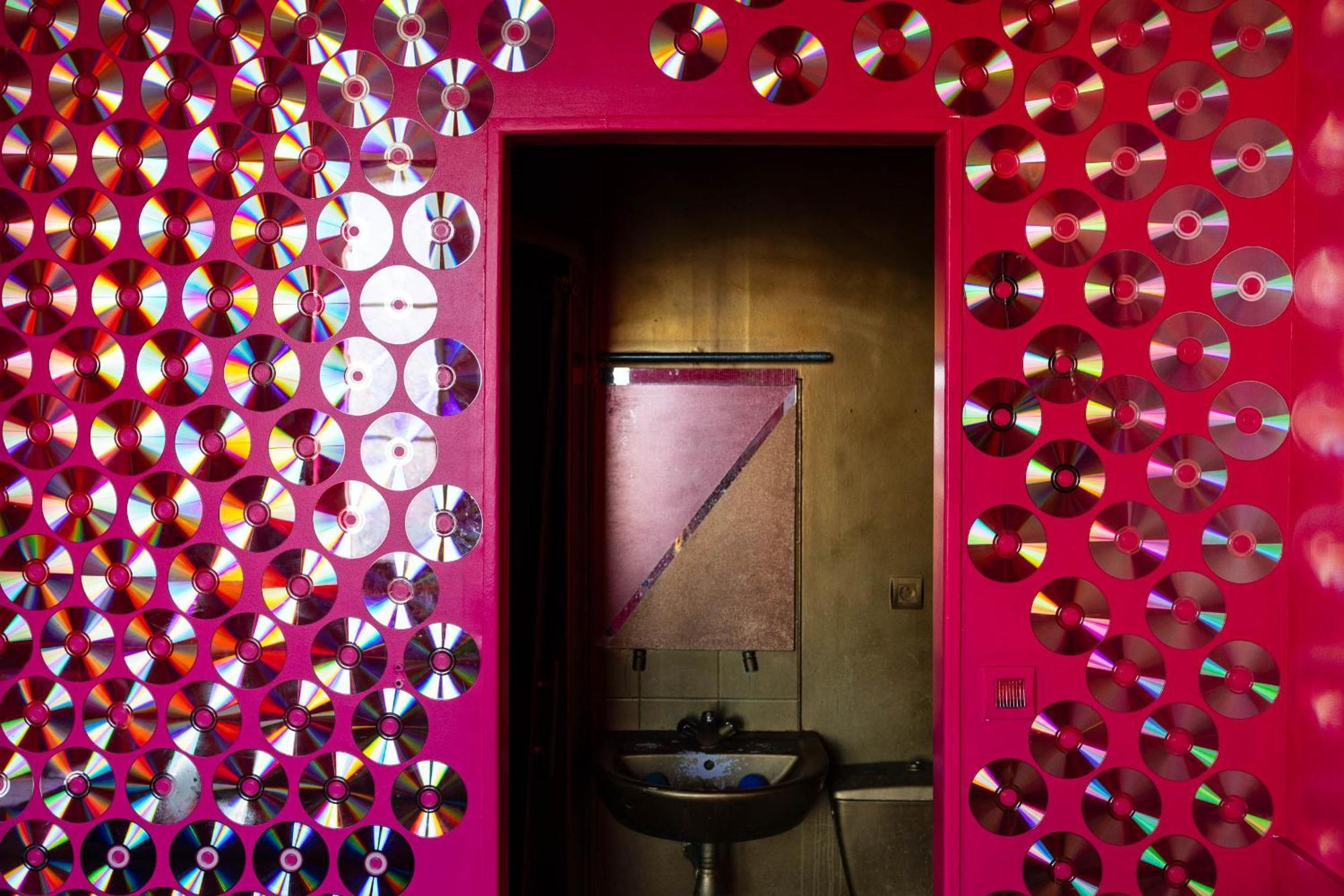 La Chaumiere Hotel *